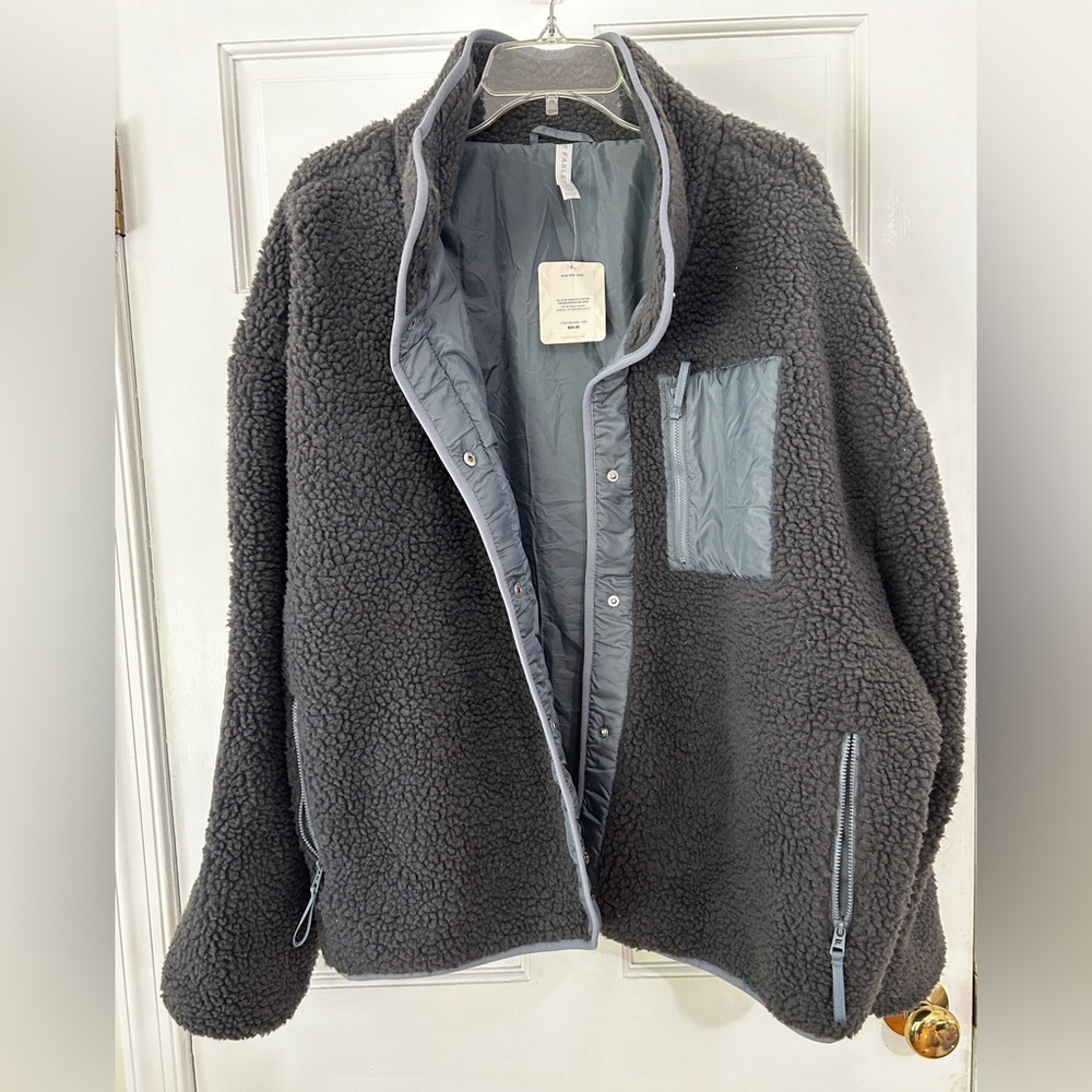 NEW FABLETICS TAHOE TEDDY JACKET - size 2X